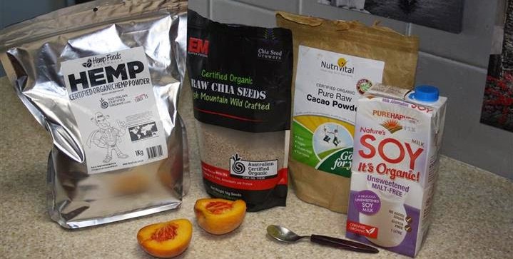 Yummy Superfood 101: Chocolate Chia Hemp SuperSmoothy